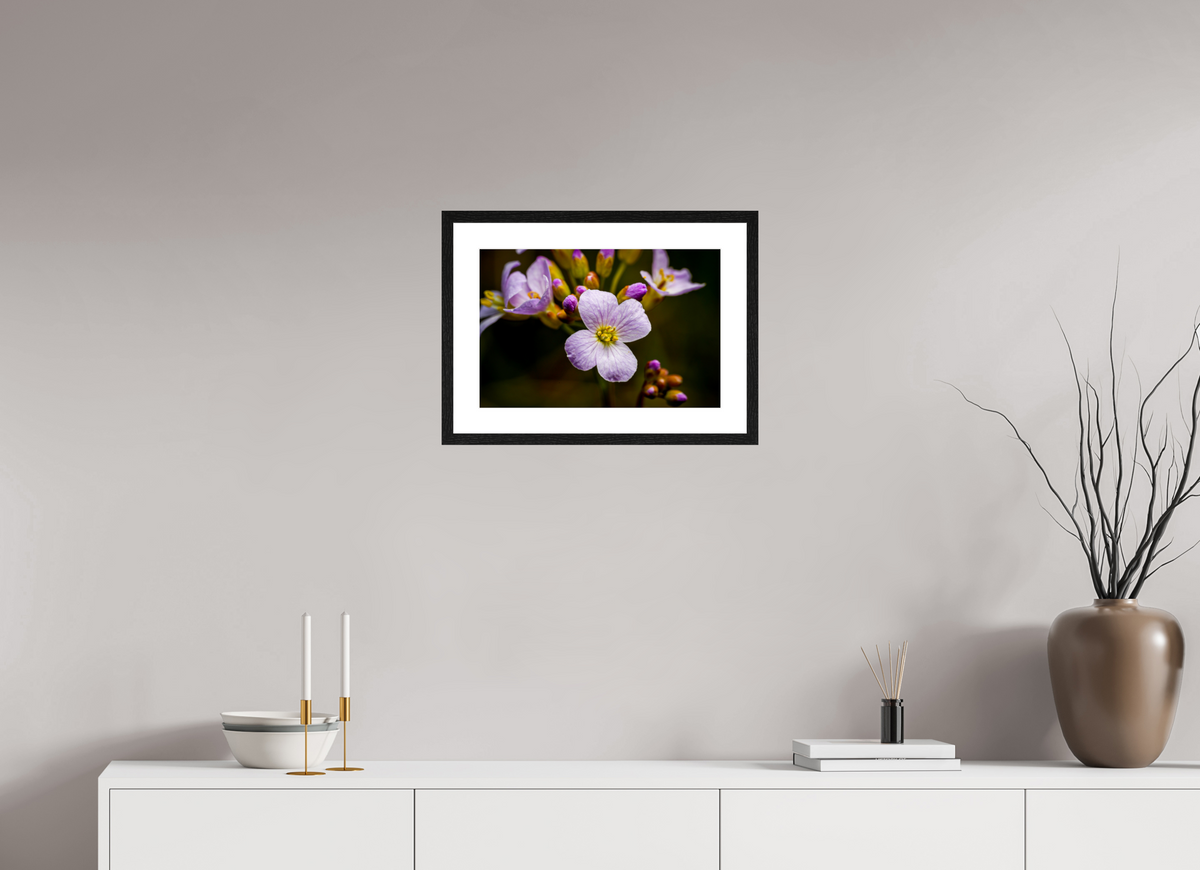 45 x 30 cm, Tirage photo métallisé sur papier Fuji Crystal Pearl avec cadre Hambourg 20mm, chêne noir Fleurs en poésie